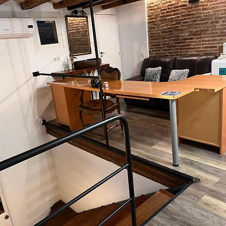 Habitacion Para Grupos Hasta 8 En Plena Rambla De Cataluna 巴塞罗那 外观 照片