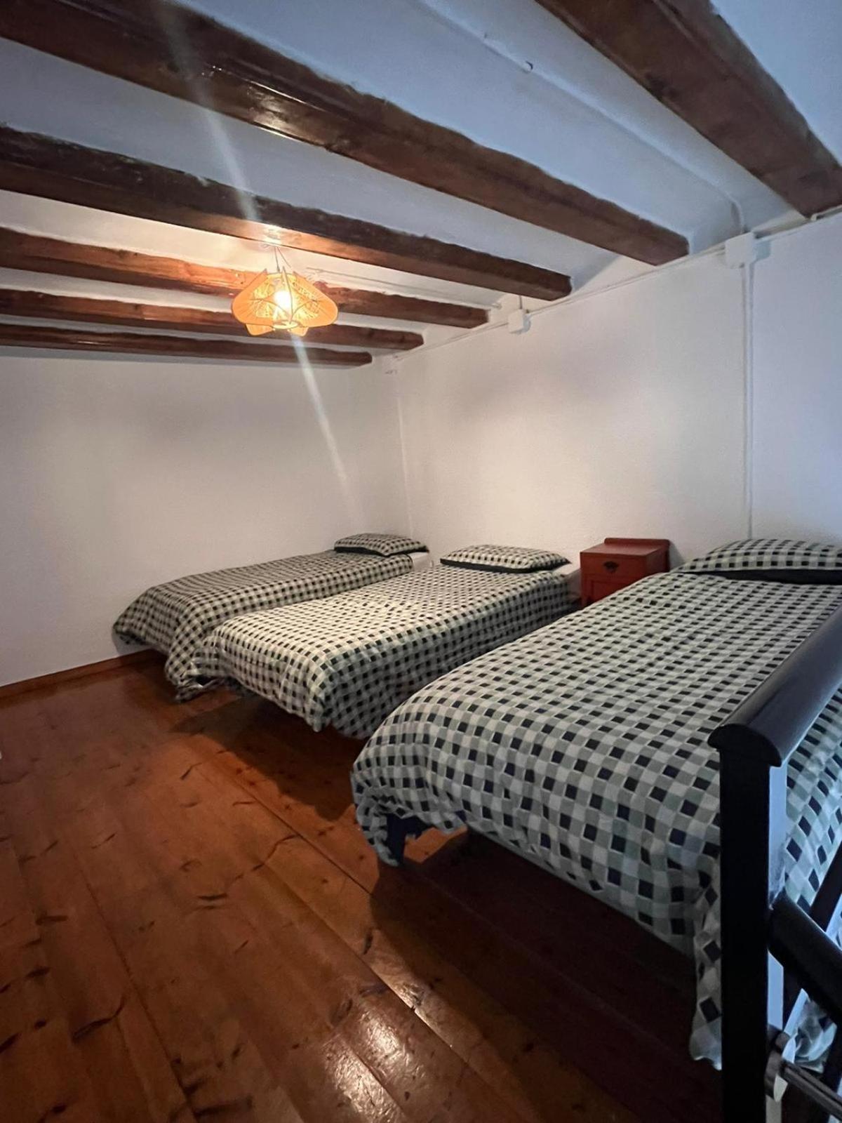 Habitacion Para Grupos Hasta 8 En Plena Rambla De Cataluna 巴塞罗那 外观 照片