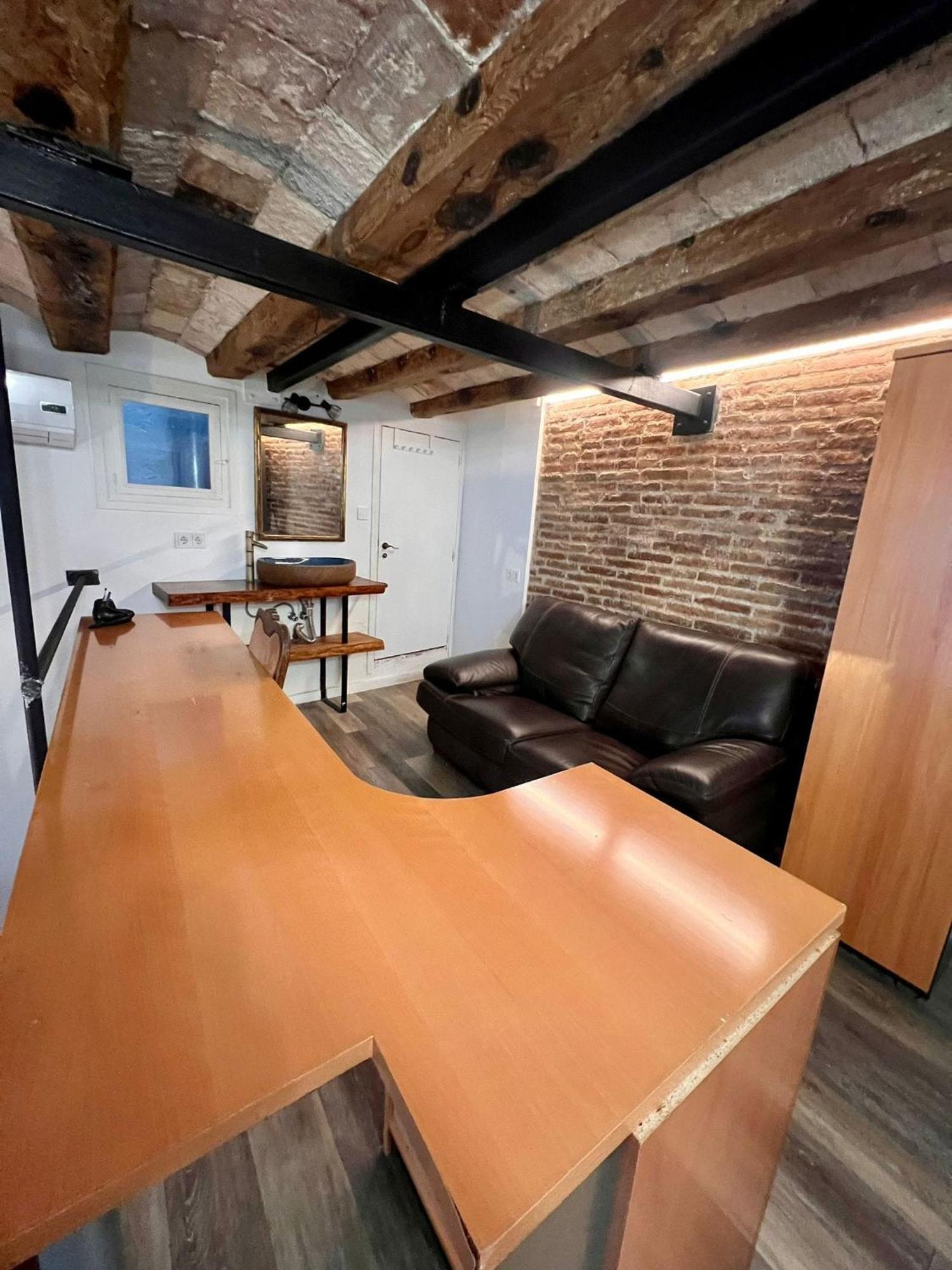 Habitacion Para Grupos Hasta 8 En Plena Rambla De Cataluna 巴塞罗那 外观 照片