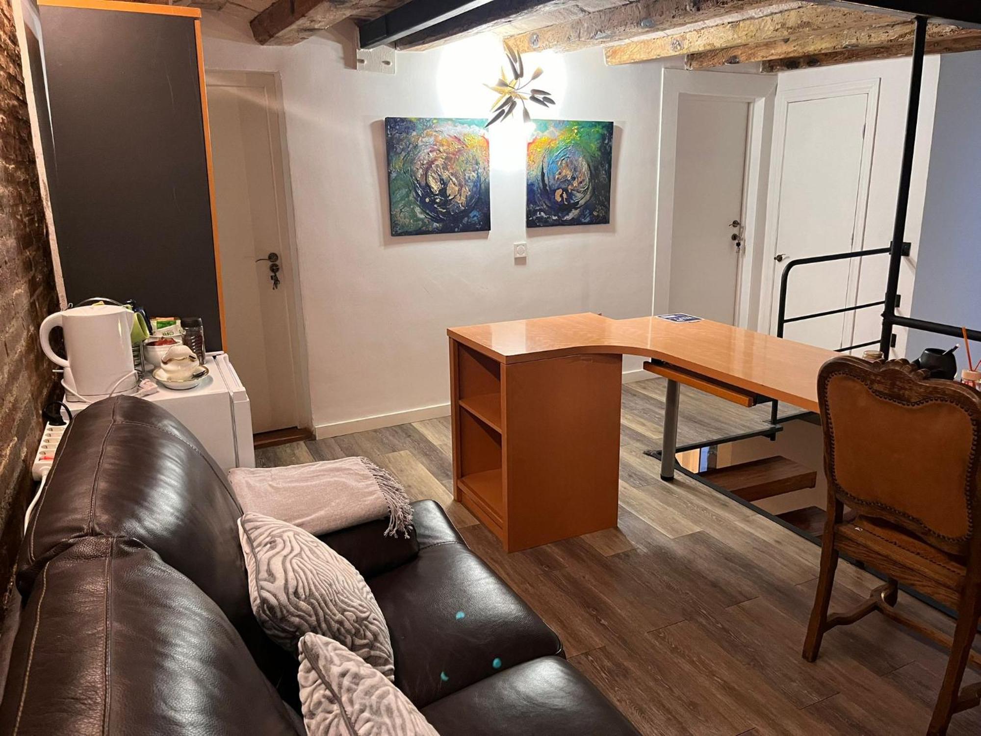 Habitacion Para Grupos Hasta 8 En Plena Rambla De Cataluna 巴塞罗那 外观 照片